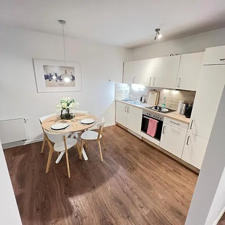 W&d Living Urban White Balcony Parkplatz