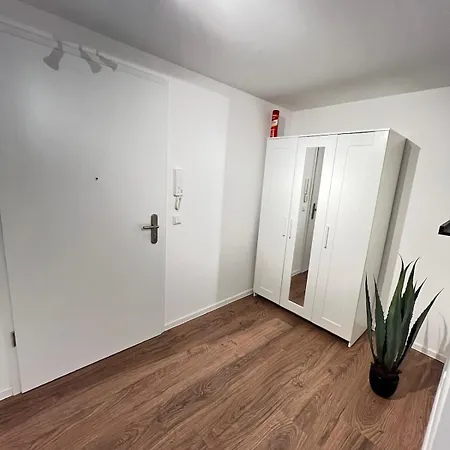 Apartamento W&d Living Urban White Balcony Parkplatz